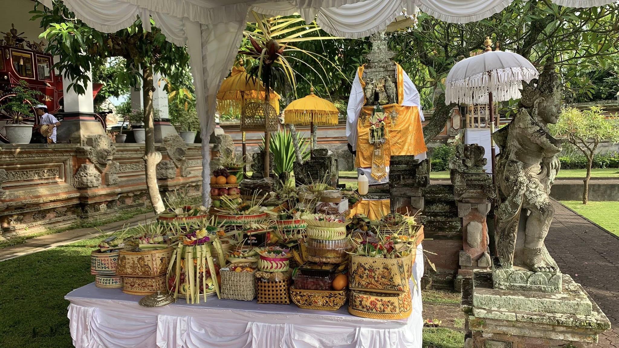 Piodalan Ring Padmasana Dinas Kebudayaan Kabupaten Klungkung